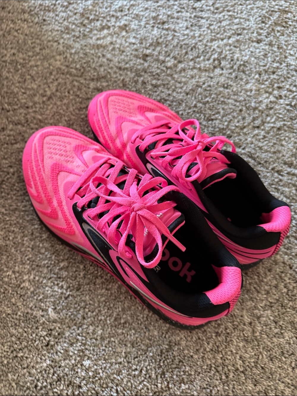 Reebok Women's Hot Pink and Black Athletic Sneakers - Picture 6 of 6